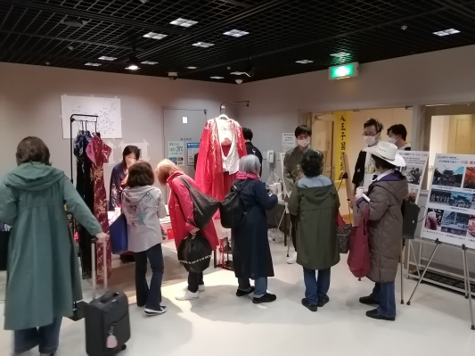 岡田ゼミナールが八王子市「多文化共生の集い IN 生涯学習フェスティバル」に出展しました5