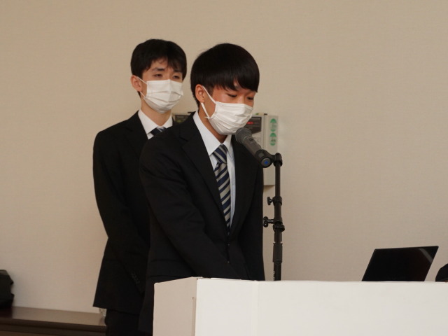 学生による富士川町のまちづくり活動をシンポジウムで発表7